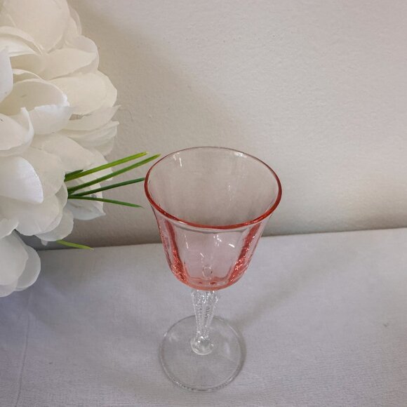 Set of 7 Vintage Pink Cordial Glasses Optical Panel Ridged Stem – Midcentury - Picture 8 of 10
